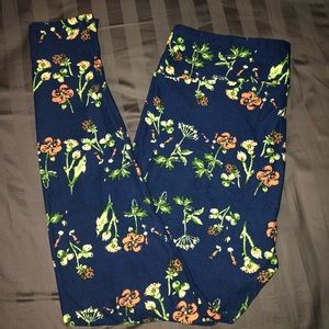 Navy Floral Lula Roe TC leggings